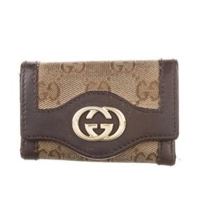 GUCCI GG CANVAS INTERLOCKING G KEYHOLDER.